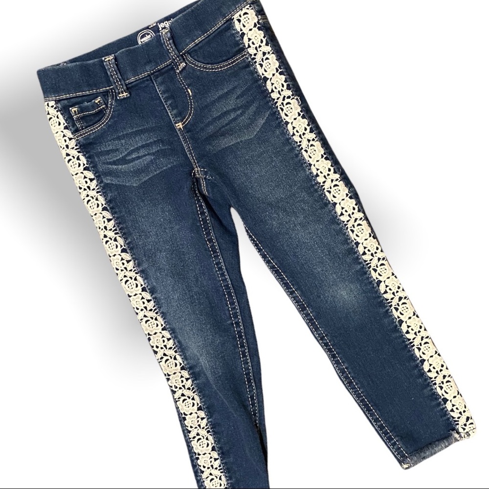 ❤️‍🔥EUC❤️‍🔥 girls lace embellished JEGGINGS